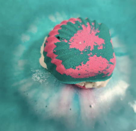 BOMBE DE BAIN SURPRISE - COQUILLAGE (bracelet) / LA FABRIK